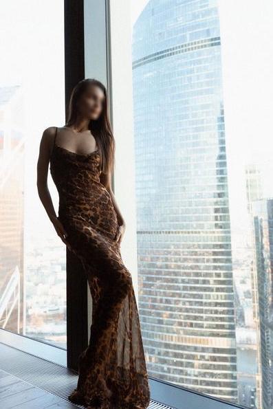 Проститутка Питера Алина с 3 размером груди предлагает интим услуги у метро Пионерская  +7(931)366-28-01 