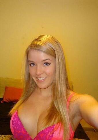 Проститутка Лиза +7(981)193-28-94 Питера